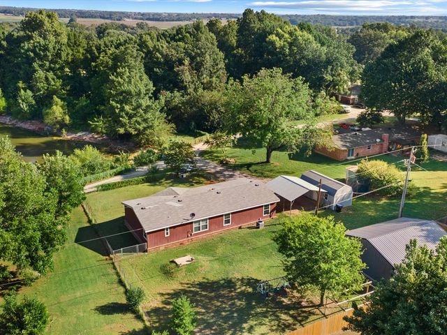 404 Oakland Avenue, Washington, OK 73093