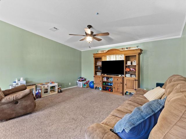 404 Oakland Avenue, Washington, OK 73093