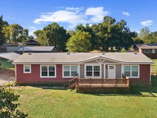 404 Oakland Avenue, Washington, OK 73093