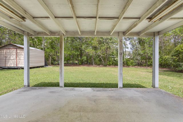 15401 Orleans Drive, Biloxi, MS 39532