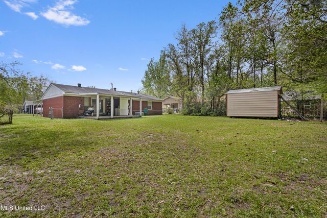 15401 Orleans Drive, Biloxi, MS 39532