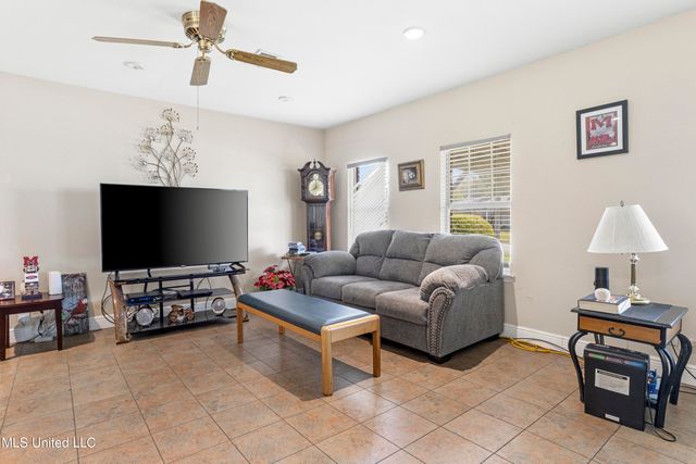 15401 Orleans Drive, Biloxi, MS 39532
