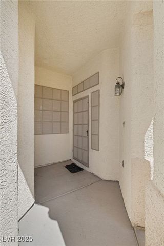 7544 Coral River Drive, Las Vegas, NV 89131