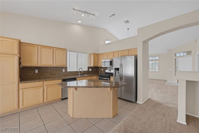 7544 Coral River Drive, Las Vegas, NV 89131