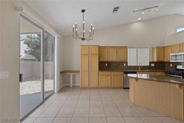 7544 Coral River Drive, Las Vegas, NV 89131