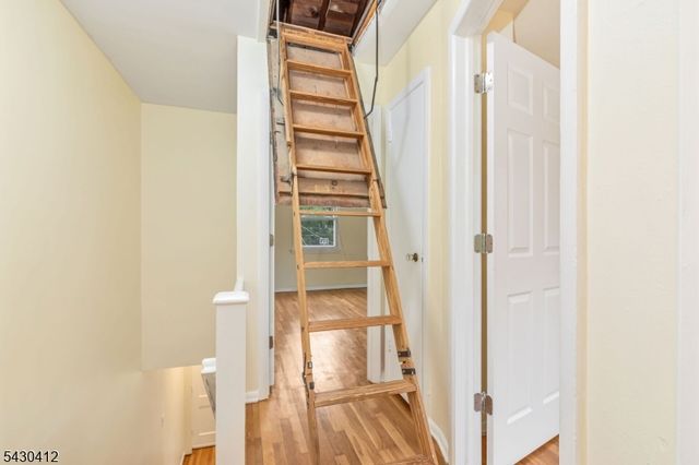 241 Windsor Ave, Westfield Town, NJ 07090