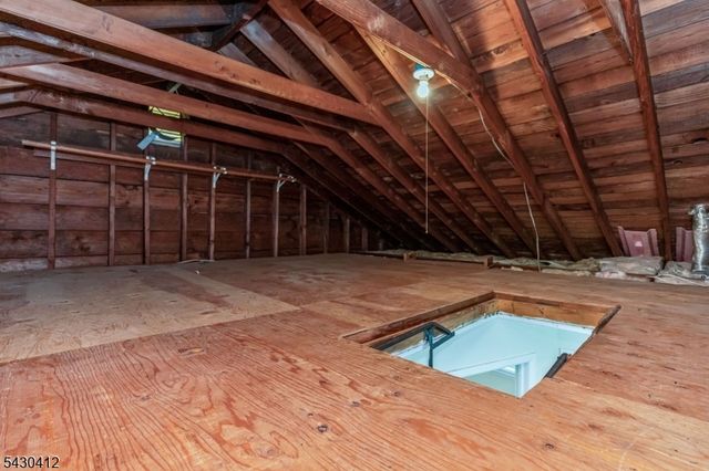 241 Windsor Ave, Westfield Town, NJ 07090