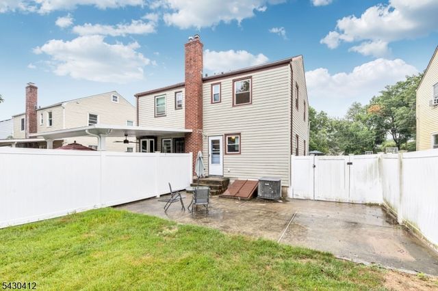 241 Windsor Ave, Westfield Town, NJ 07090