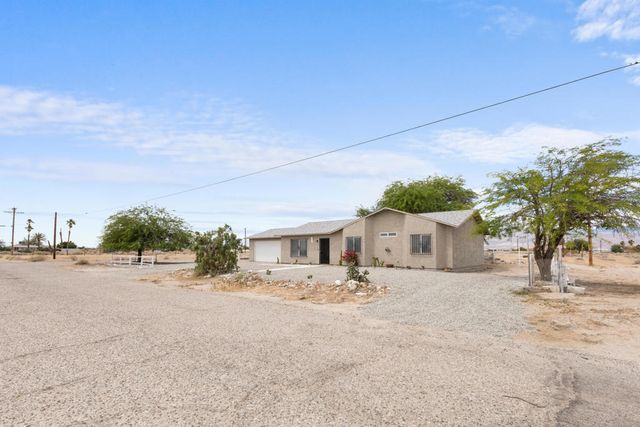 1064 Treasure Drive, Thermal, CA 92274
