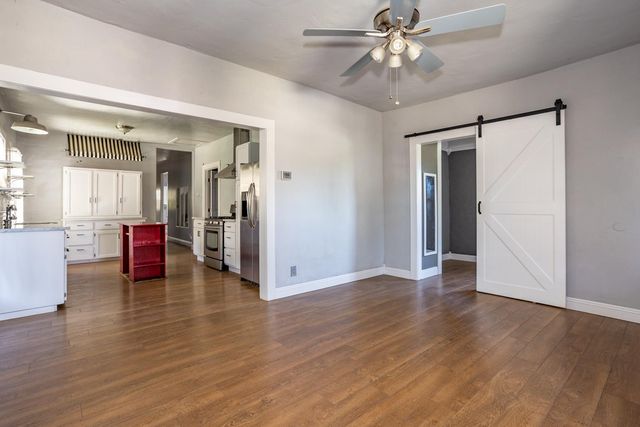 184 Stanislaus Ave, Oakdale, CA 95361