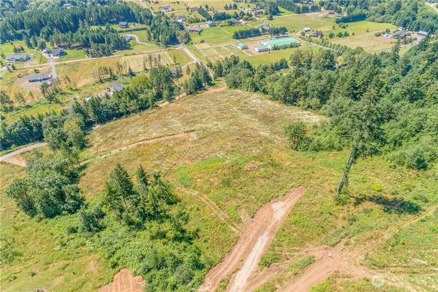 393 Hansen EXT Road, Woodland, WA 98674