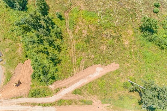 393 Hansen EXT Road, Woodland, WA 98674