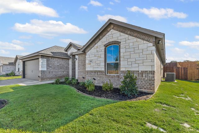 620 Jameson, Springtown, TX 76082