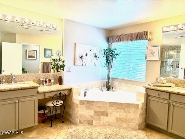 43220 Echard Avenue, Lancaster, CA 93536