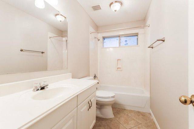 27 Orchid Grove Place, The Woodlands, TX 77385