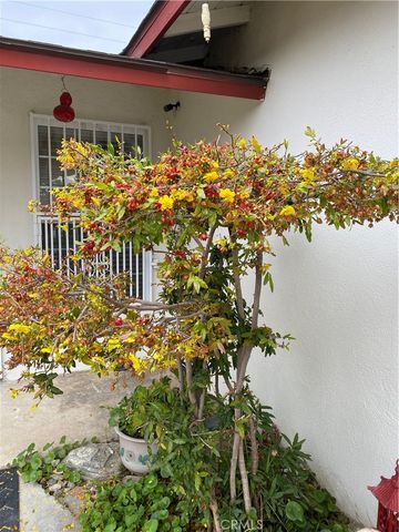 5317 W Henderson Place, Santa Ana, CA 92704