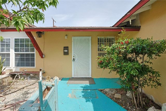 5317 W Henderson Place, Santa Ana, CA 92704