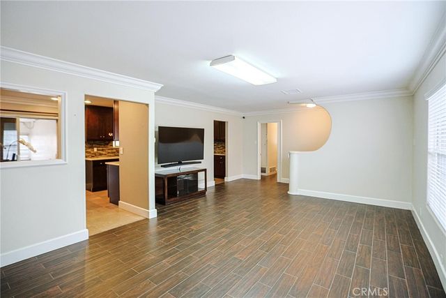 5317 W Henderson Place, Santa Ana, CA 92704