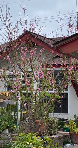 5317 W Henderson Place, Santa Ana, CA 92704