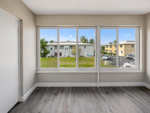 115 S South Boulevard 2c, Boynton Beach, FL 33435