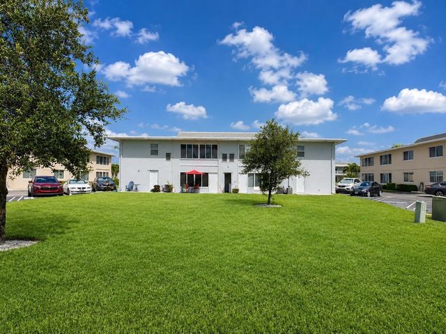 115 S South Boulevard 2c, Boynton Beach, FL 33435