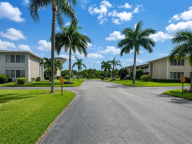 115 S South Boulevard 2c, Boynton Beach, FL 33435
