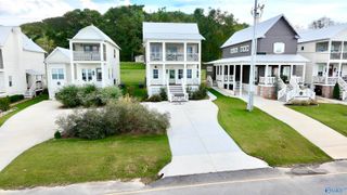 3177 Hardin Road, Guntersville, AL 35976