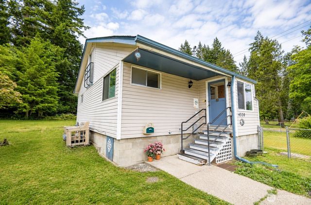4320 Black Lake Belmore Road SW, Olympia, WA 98512