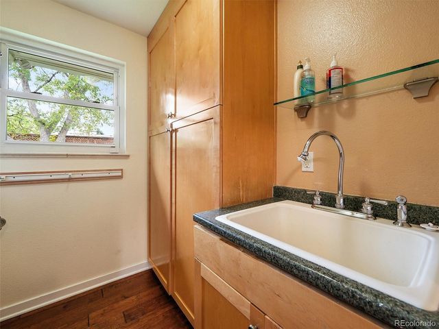 2490 S Holly Place, Denver, CO 80222