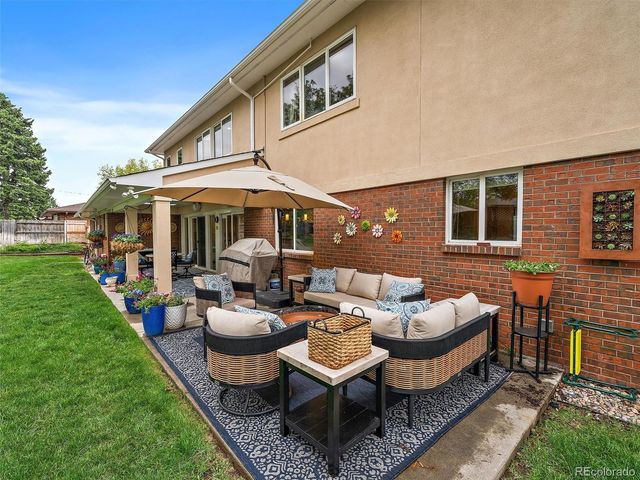 2490 S Holly Place, Denver, CO 80222