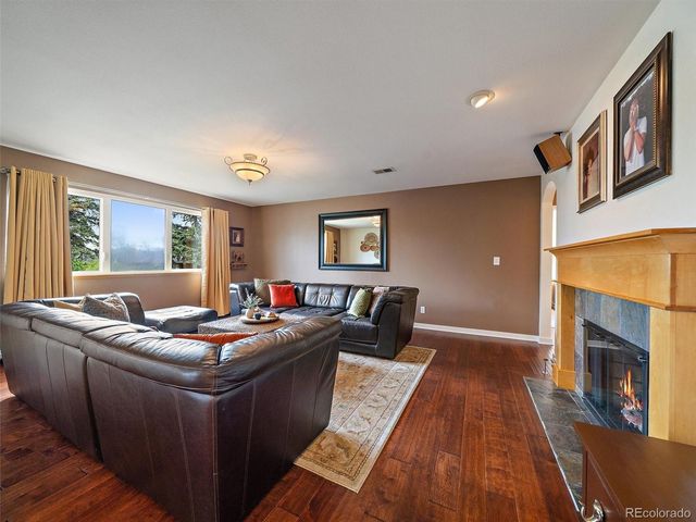 2490 S Holly Place, Denver, CO 80222