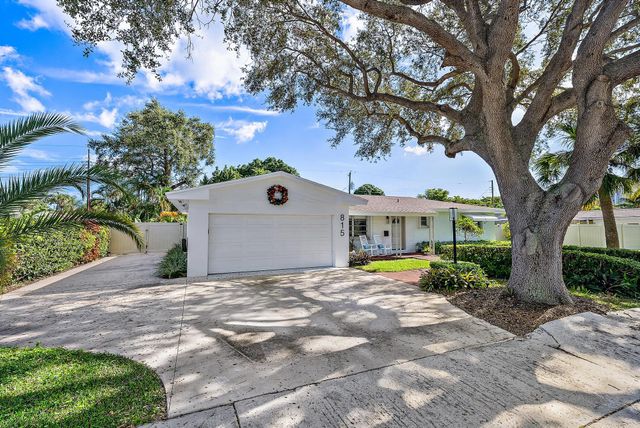 815 2nd Court, Lake Park, FL 33403