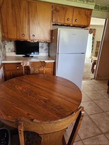 1639 Mcpherson Street, Port Huron, MI 48060