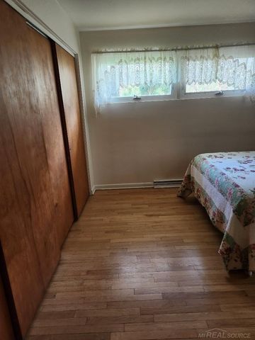 1639 Mcpherson Street, Port Huron, MI 48060