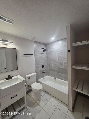 2841 DAFFODIL Circle W, Jacksonville, FL 32246