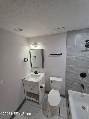 2841 DAFFODIL Circle W, Jacksonville, FL 32246