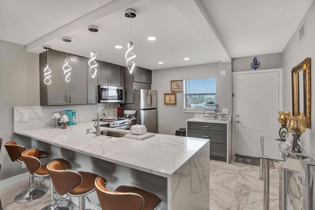 130 NE 26th Avenue 3070, Boynton Beach, FL 33435