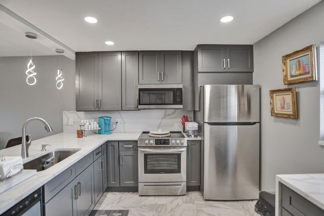 130 NE 26th Avenue 3070, Boynton Beach, FL 33435