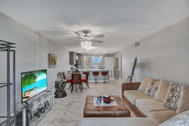 130 NE 26th Avenue 3070, Boynton Beach, FL 33435