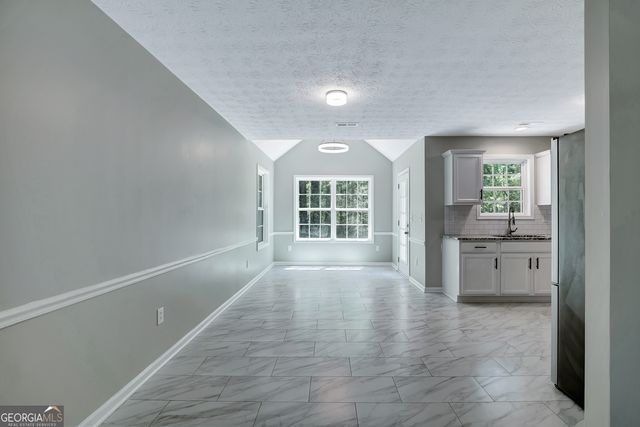 144 Sanders Davis Road, Newnan, GA 30263