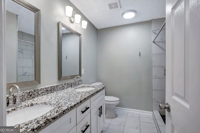 144 Sanders Davis Road, Newnan, GA 30263