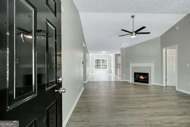 144 Sanders Davis Road, Newnan, GA 30263