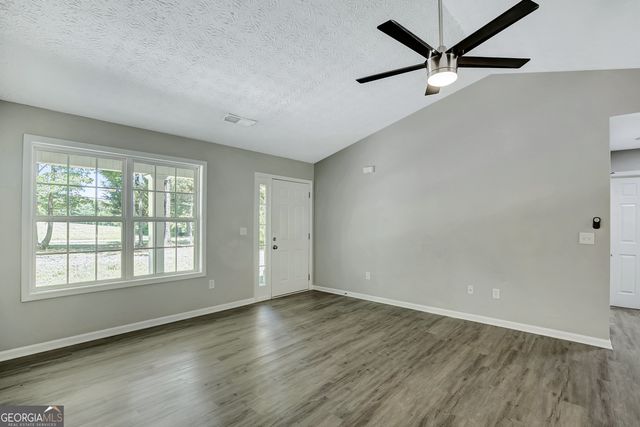 144 Sanders Davis Road, Newnan, GA 30263