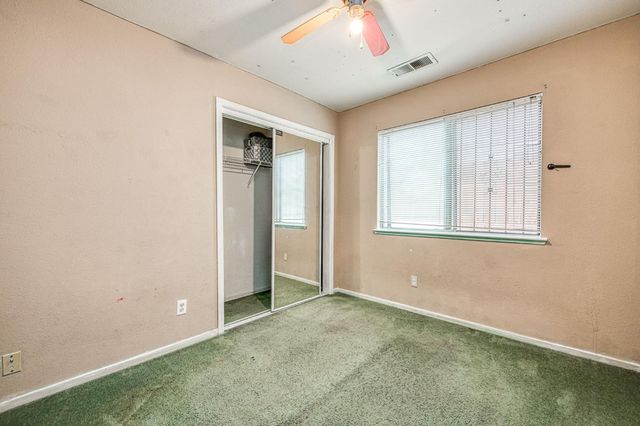 4892 E Grove Avenue, Fresno, CA 93725