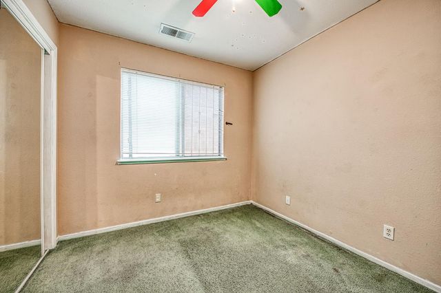 4892 E Grove Avenue, Fresno, CA 93725