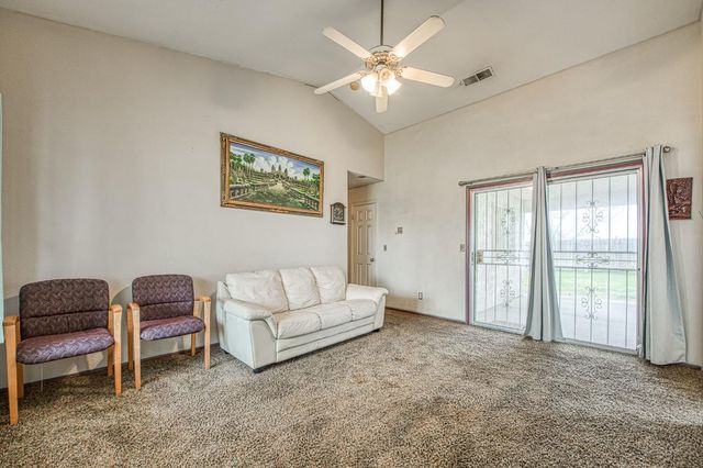 4892 E Grove Avenue, Fresno, CA 93725