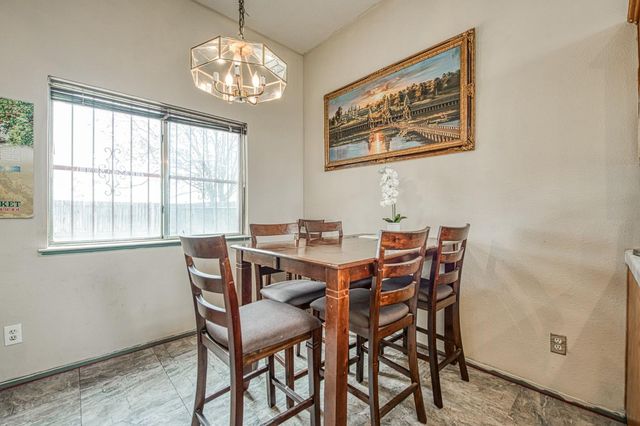 4892 E Grove Avenue, Fresno, CA 93725