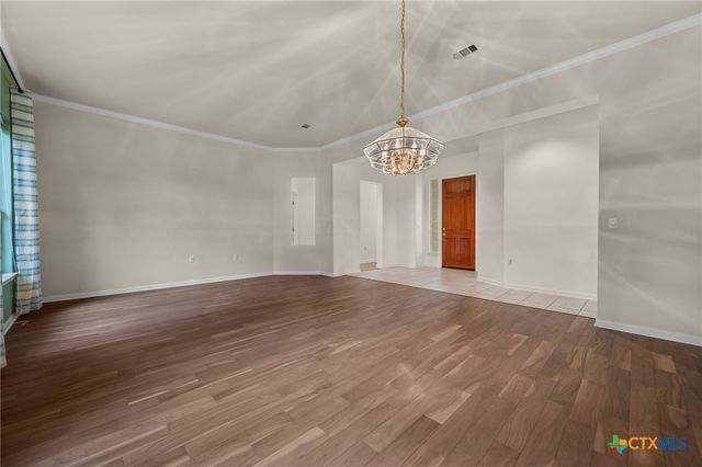 133 Crystal Springs Drive, Georgetown, TX 78633