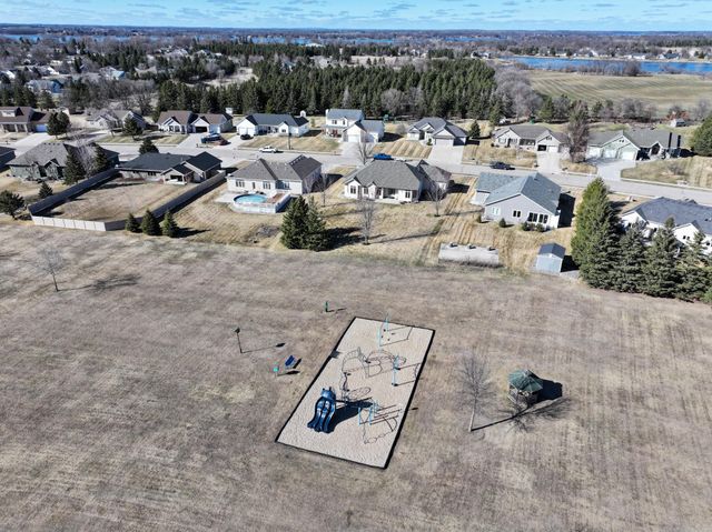 708 Anderson Way, Alexandria, MN 56308