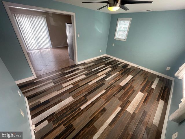 1172 CEDAR AVE, Shady Side, MD 20764